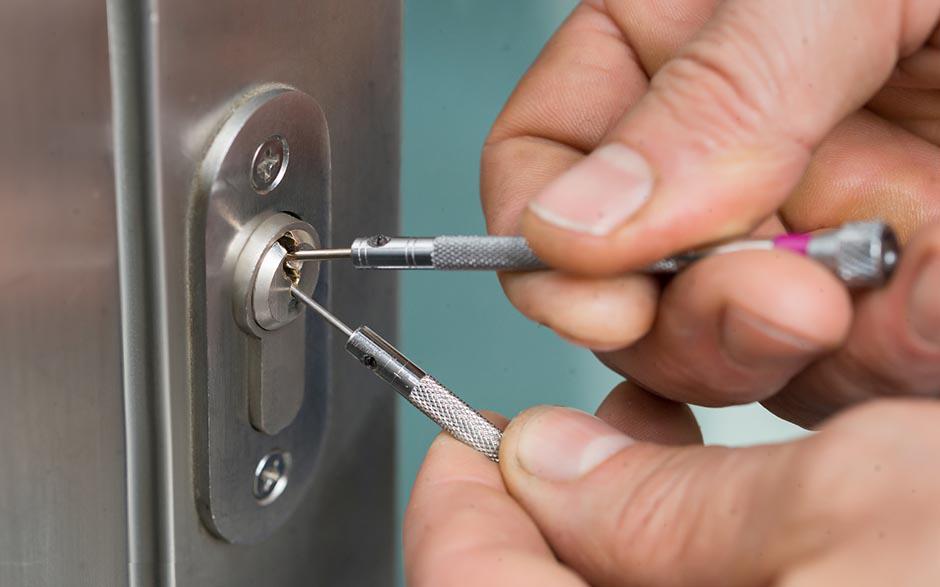 prix très compétitifs serrurier ouverture de porte Souppes-sur-Loing